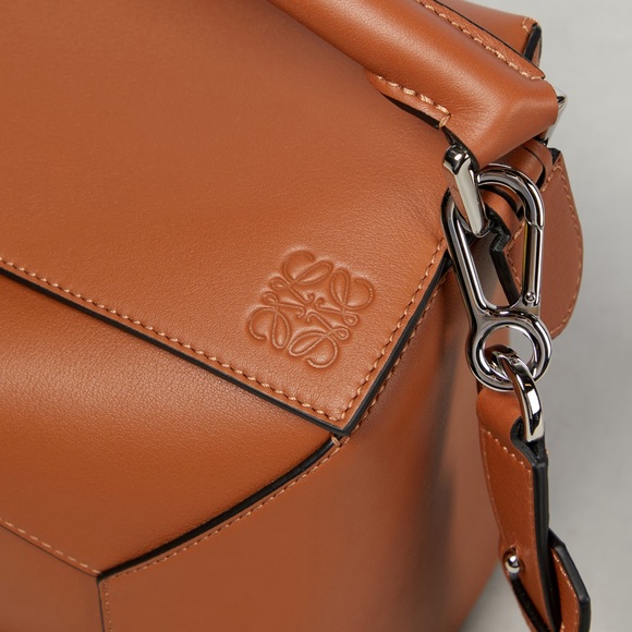 Loewe Medium Puzzle Bag - Picture 4 of 12